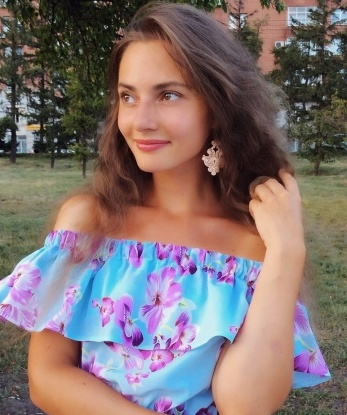 В моих объятиях ты почувствуешь все возможности сексуального блаженства.
У меня есть масса услуг, которыми я могу тебя осчастливить: классический секс, оральные ласки, массаж, фетиш, ролевые игры и многое другое. В поле моих возможностей нет границ!
Как только ты впервые попробуешь меня, ты поймешь, что это было лучшее решение в твоей жизни! Мои предыдущие клиенты говорят, что я подарила им невероятное наслаждение и незабываемые впечатления.
Посмотри на мои фотографии и узнай по себе, какая я прекрасная и соблазнительная. Я живу в Москве и всегда готова встретиться с достойным джентльменом, чтобы сделать его мечты реальностью. Не упусти свой шанс испытать невероятные ощущения со мной! ✨💋 Лариска